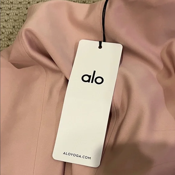 ALO Yoga Blush Mini Skirt - Picture 2 of 4